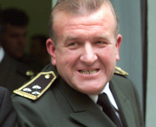 Прикупљао сам тела убијених Срба и сахрањивао их у заједничке гробнице: Заробљеник Армије БиХ сведочио на суђењу Атифу Дудаковићу